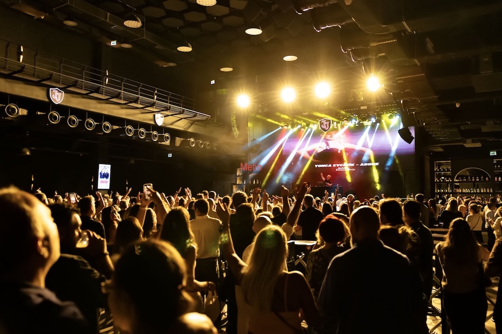 Nihat Sırdar @ Jolly Joker Atakent Tema!
