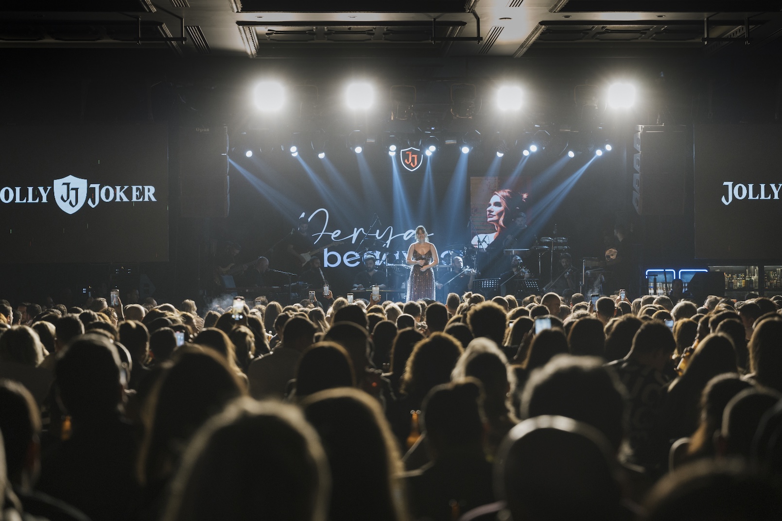 Derya Bedavacı @ JJ Denizli