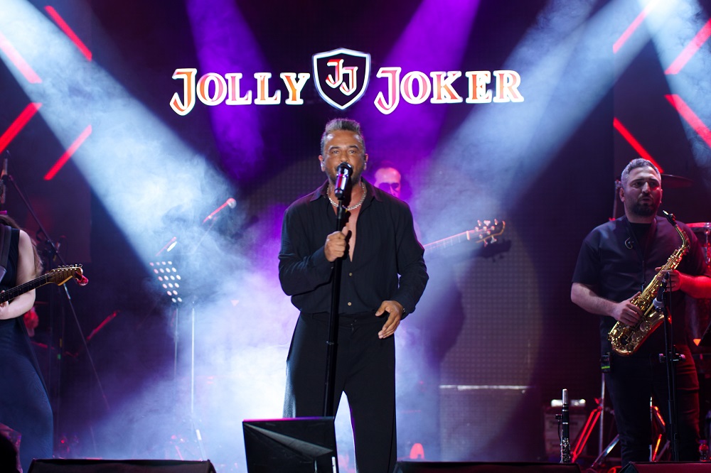 Emre Altuğ @ JJ Bursa