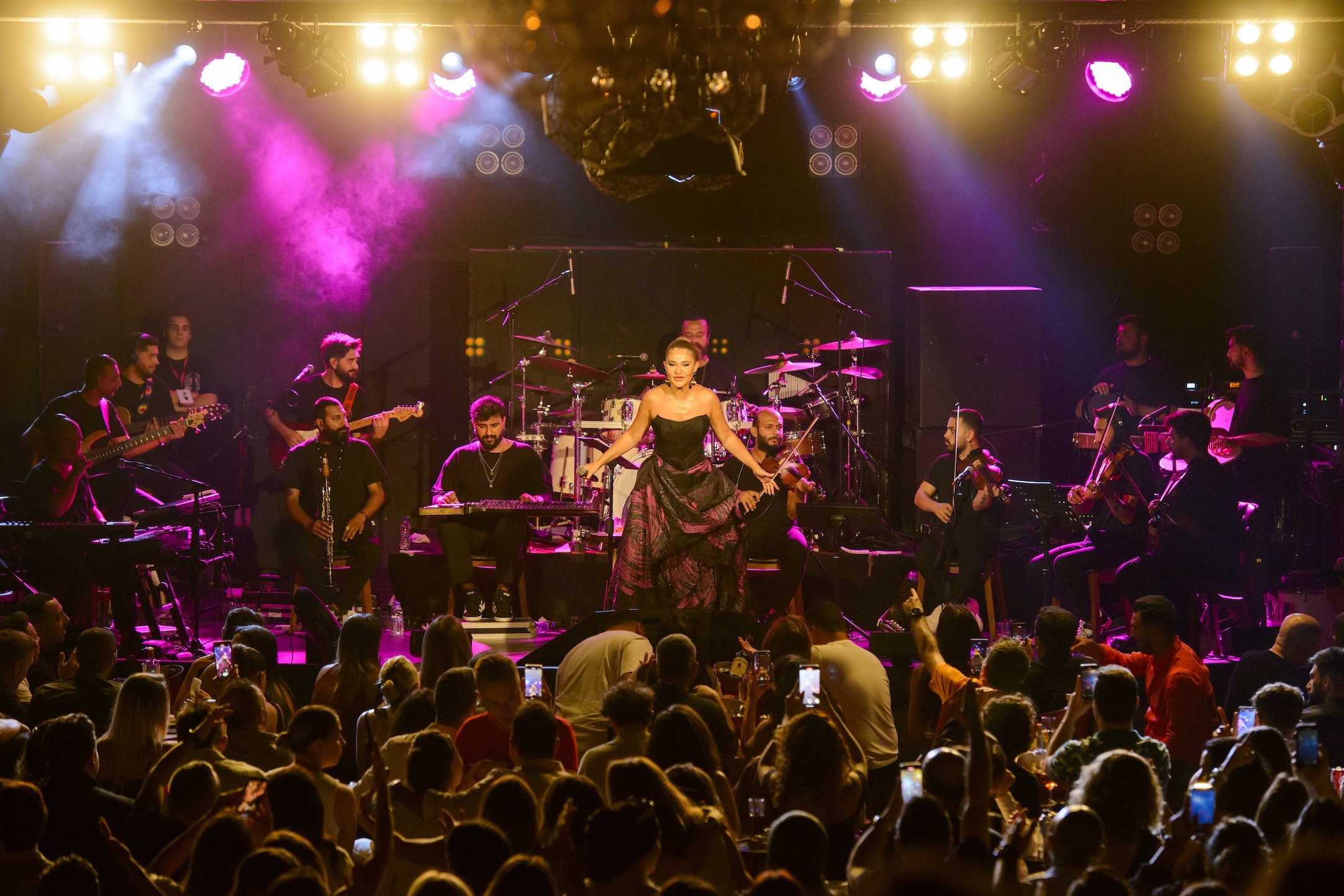 Derya Bedavacı @ JJ Vadistanbul