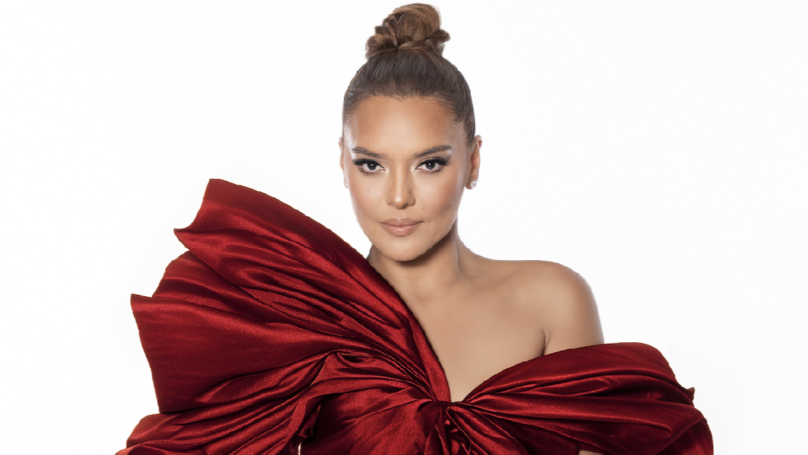 Demet Akalın