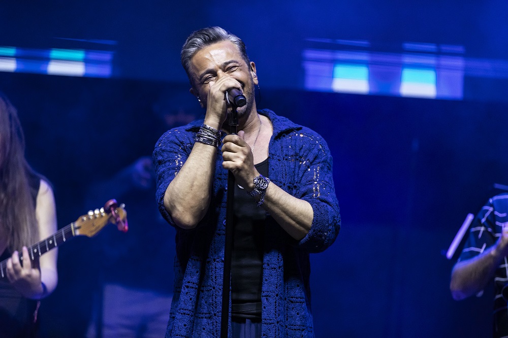 Emre Altuğ @ JJ Atakent Tema