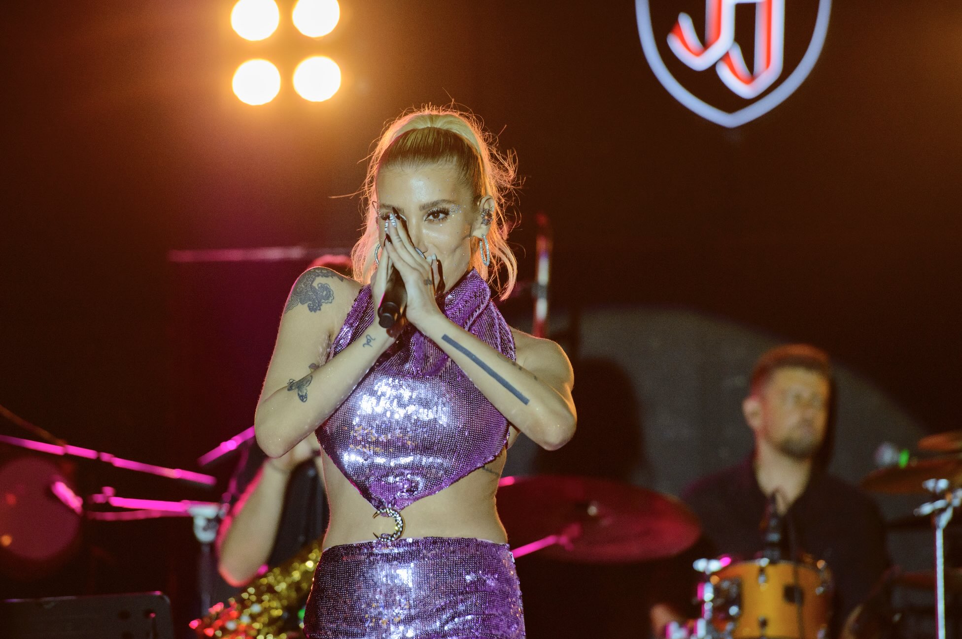 İrem Derici @ JJ Vadistanbul!