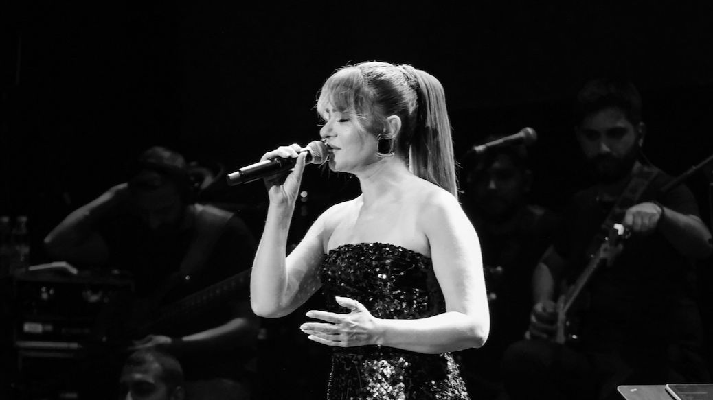 Derya Bedavacı @ JJ Atakent Tema