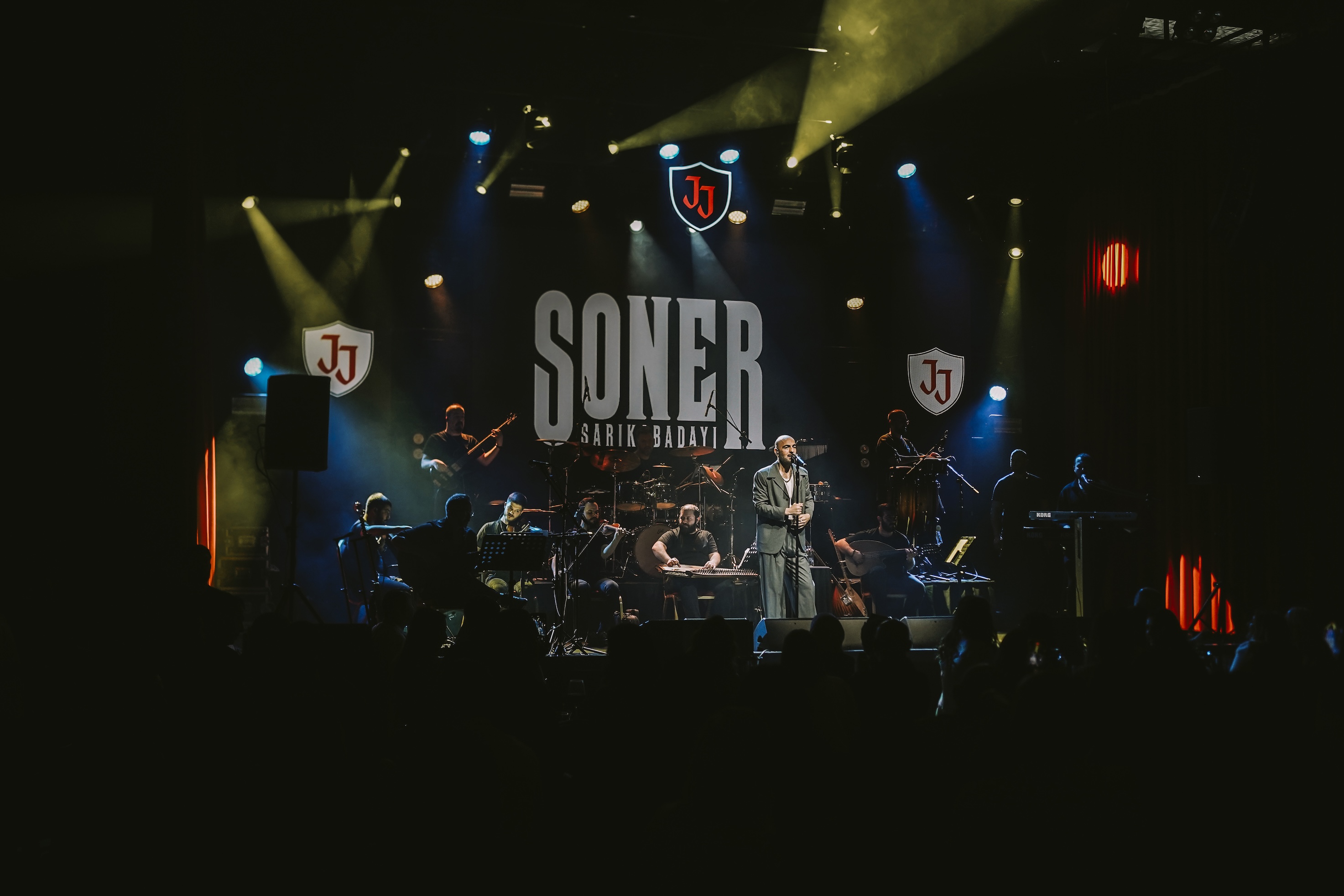 Soner Sarıkabadayı @ JJ Uşak